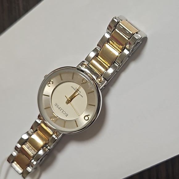 Eclipse Watch - Picture 2 of 6